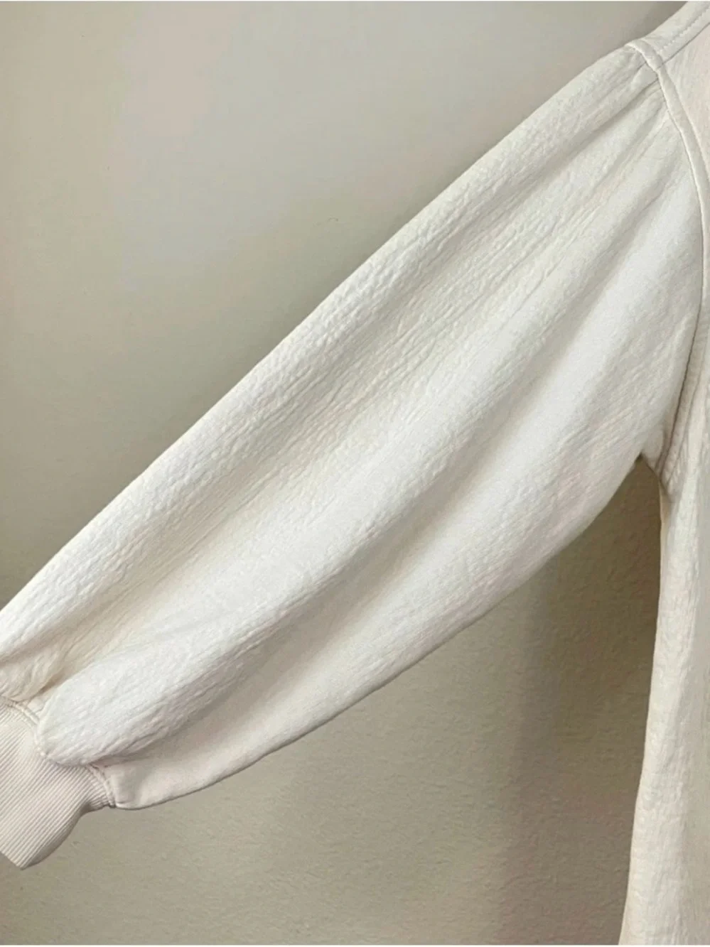 EUC Aerie Easy Street Boho Cream Lightweight Pullover Size Large - Picture 4 of 5